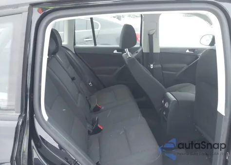 2017 Volkswagen Tiguan 2.0T/2.0T S z USA, uszkodzony, nr VIN WVGBV7AX3HK046237